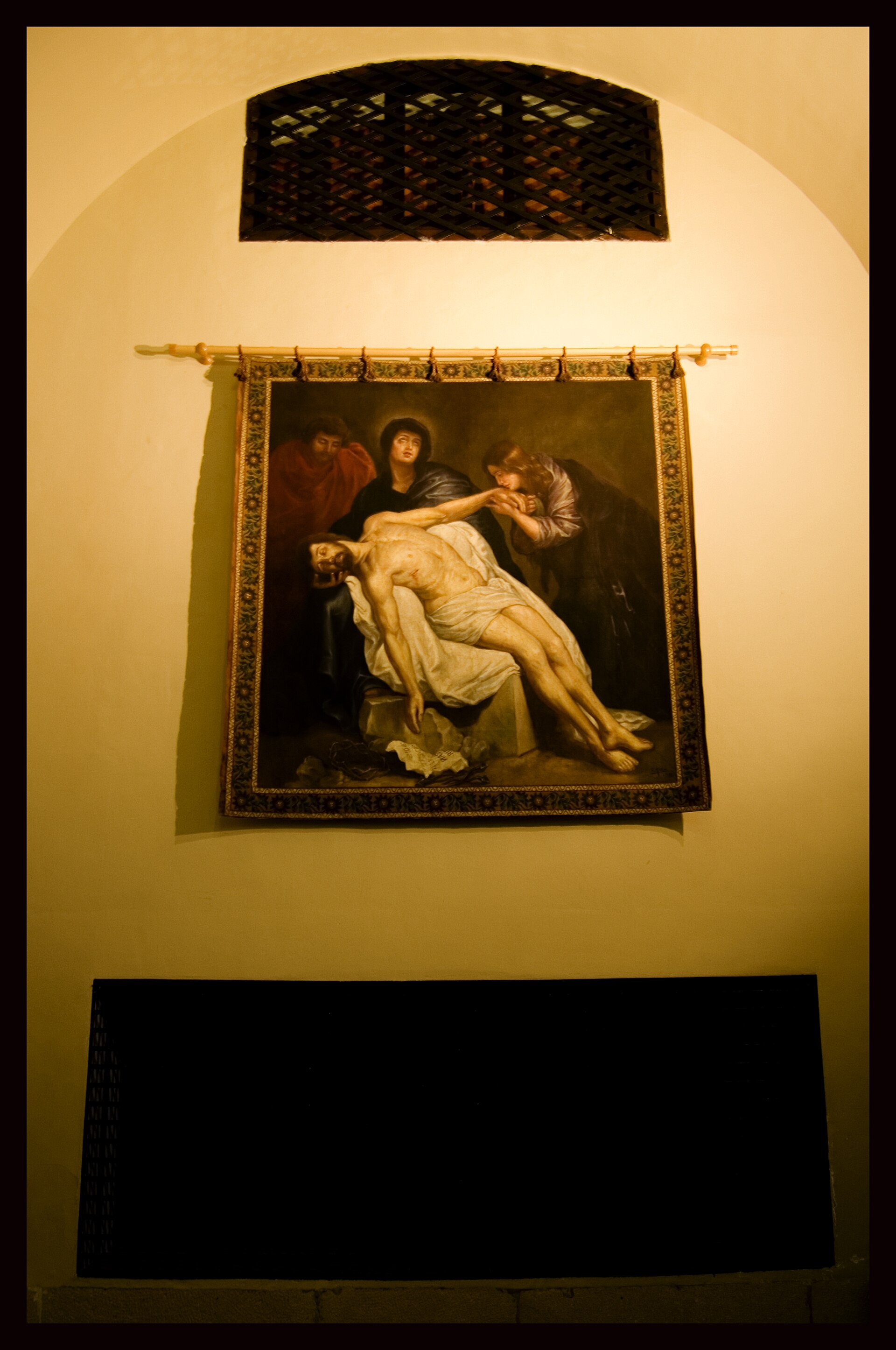 imagen encontrada en la pared del monasterio de la Santa Faz