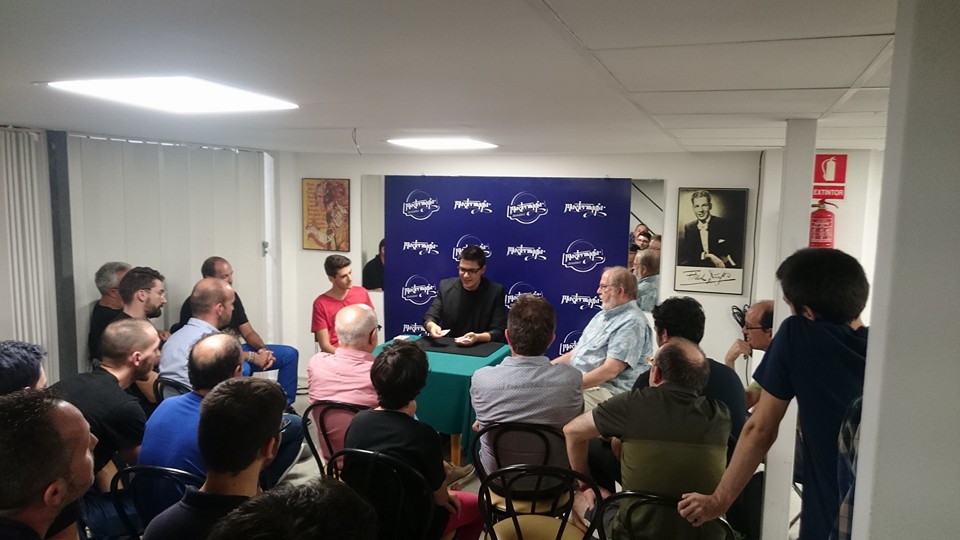 Foto de una conferencia del CIVAC