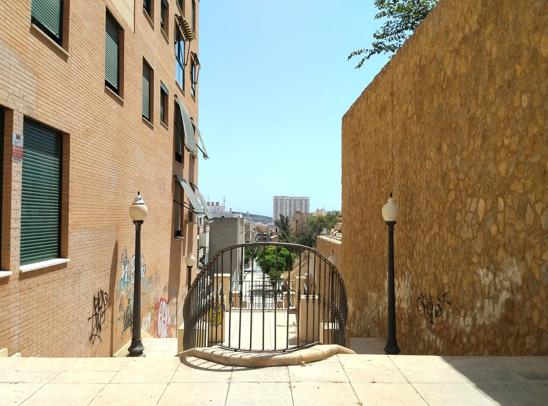 Plaza del Pueblo Gitano, Alicante.
