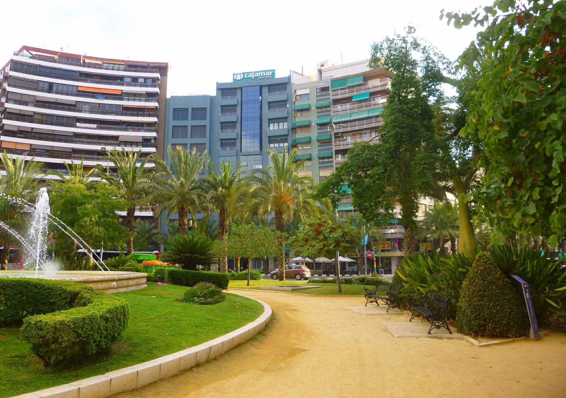 Plaza de los Luceros (Plaça dels Estels), en Alicante
